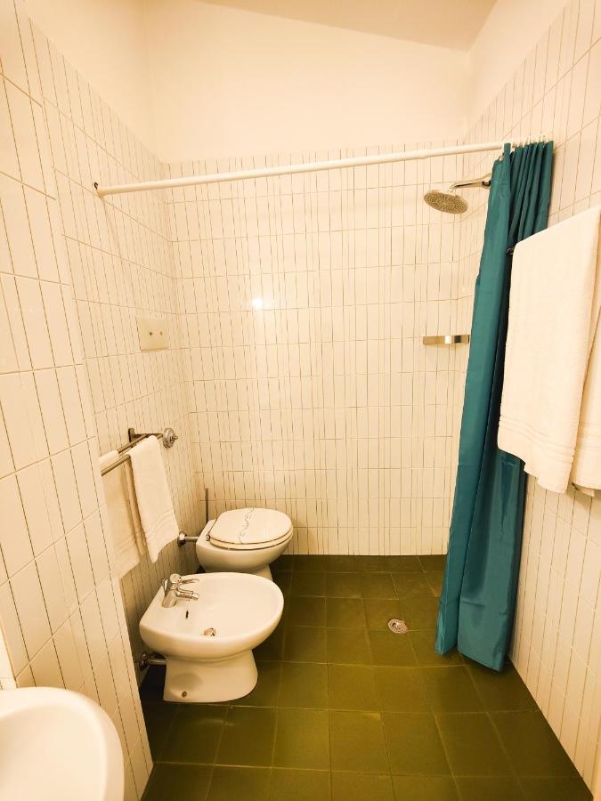 Albergo B&B Tenesi Manerba del Garda Bagian luar foto