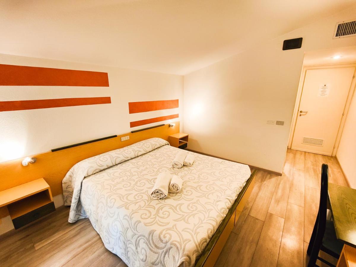 Albergo B&B Tenesi Manerba del Garda Bagian luar foto